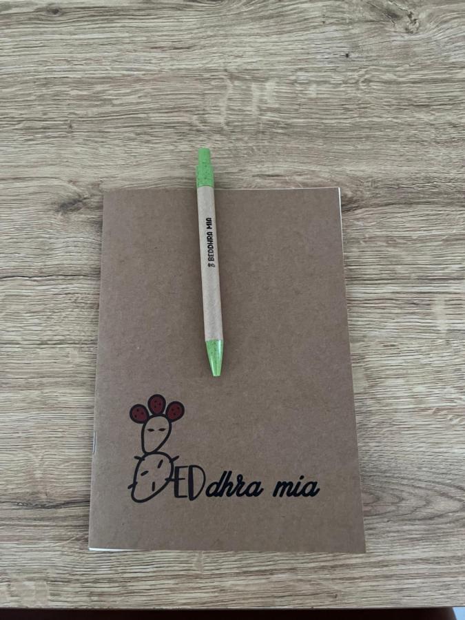 Beddhra Mia Bed & Breakfast Лече Екстериор снимка